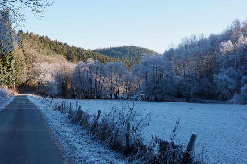 Valley of the river Orke near Elkeringhausen, winter and frost in Hochsauerland
