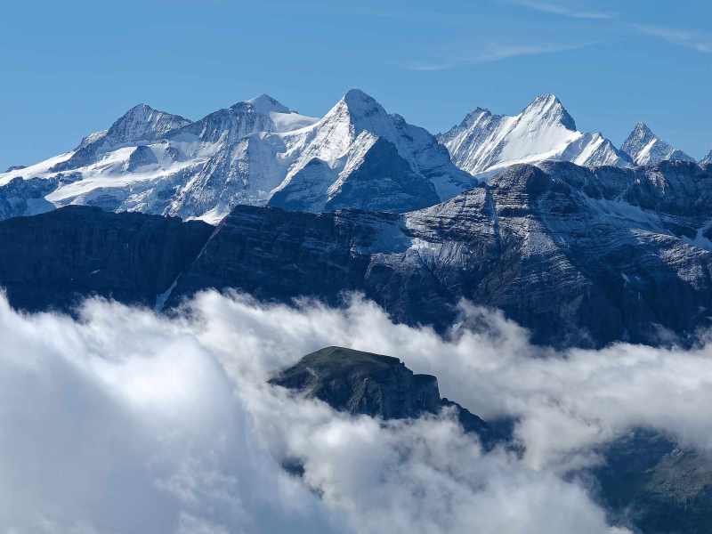 Blick vom Brienzer Rothorn [Canon PowerShot G12]