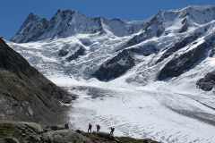Oberes Eismeer und Finsteraarhorn [Canon PowerShot G12]
