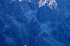 Wanderin vor den Pale di San Martino  [August 1997, Restauration von Kleinbild-Dia]